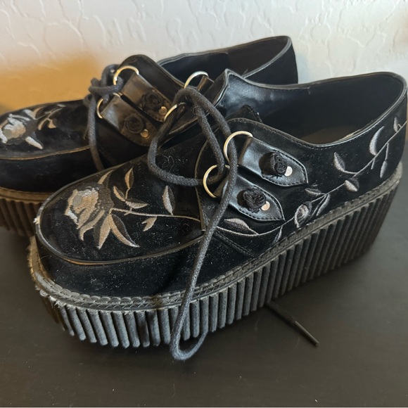 Demonia Shoes - Demonia Creeper 219